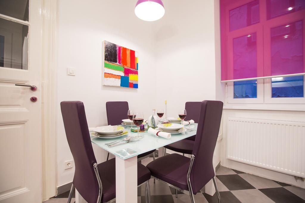 Apartment Center Four Stars ซาเกร็บ ภายนอก รูปภาพ